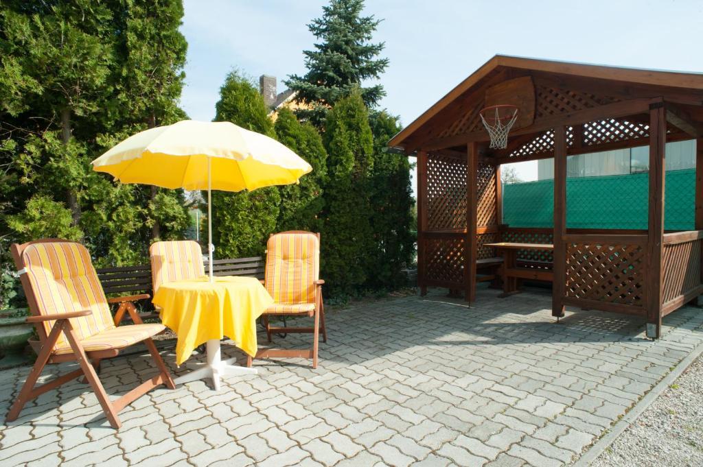 Oleander Apartman Heviz Exterior photo